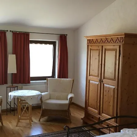 Gaestehaus Baerenhof Barkhagen